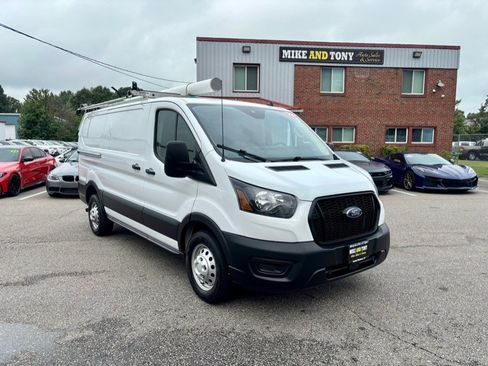 Used 2023 Ford Transit 150 Low Roof AWD w/ Load Area Protection Package image 4