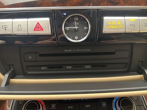 Used 2014 Audi A8 L 4.0T w/ Luxury Package image 23