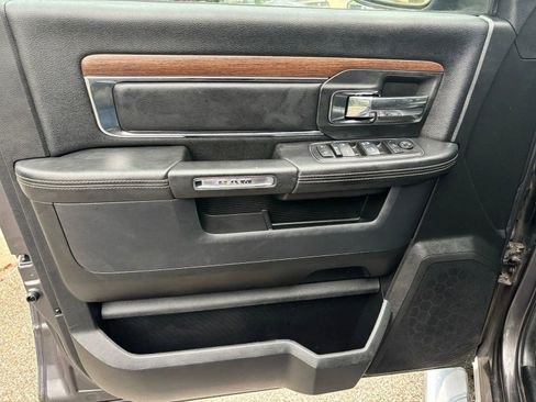 Used 2015 RAM 1500 Laramie w/ Convenience Group AWD/4WD image 25