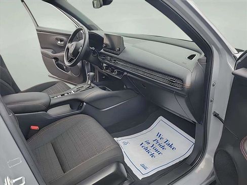 Used 2024 Honda HR-V Sport image 25