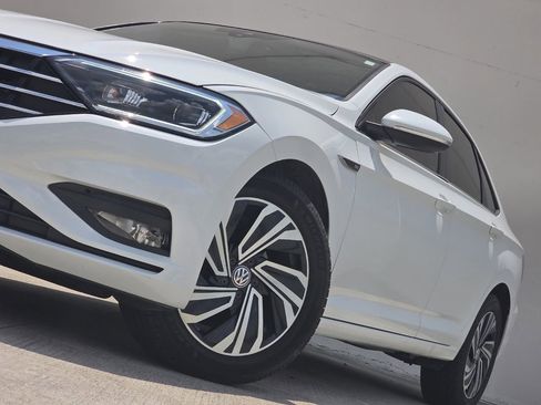 Used 2020 Volkswagen Jetta SEL Premium image 8