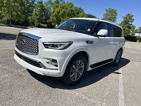 Used 2024 INFINITI QX80 Luxe RWD image 3