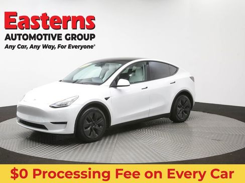 Used 2022 Tesla Model Y Long Range AWD/4WD image 52