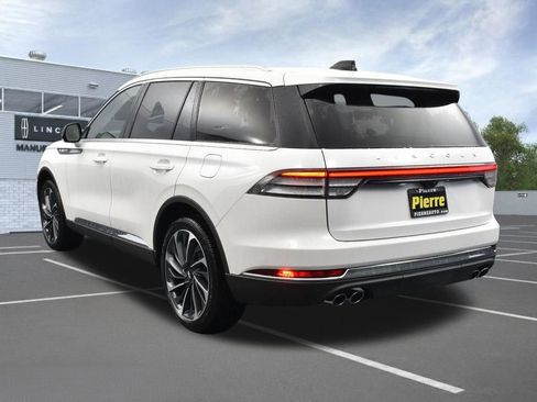 New 2026 Lincoln Aviator Reserve w/ Luxury Package AWD/4WD image 7