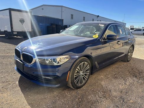 Used 2017 BMW 530i xDrive image 3