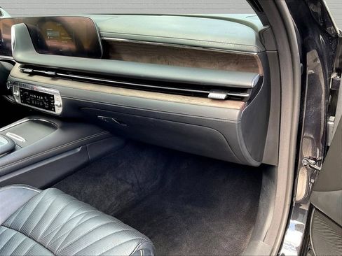 Used 2023 Genesis G90 3.5T AWD/4WD image 23