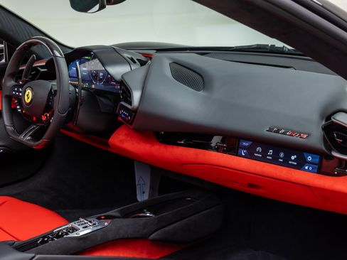Used 2026 Ferrari 296 GTS RWD image 27