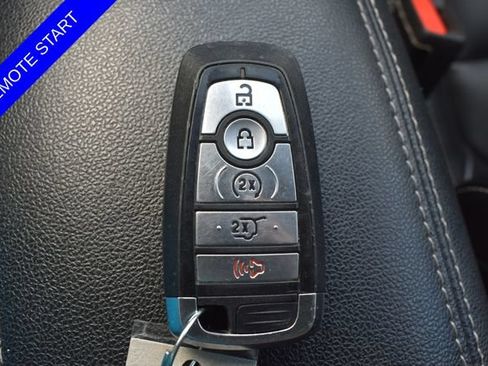 Used 2023 Ford Escape Platinum AWD/4WD image 8