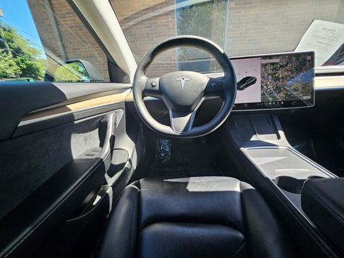 Used 2021 Tesla Model 3 Long Range AWD/4WD image 4