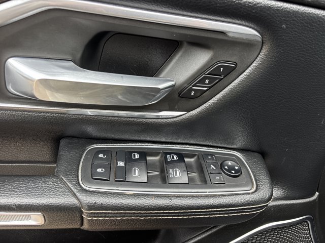 Used 2019 RAM 1500 Laramie AWD/4WD image 21