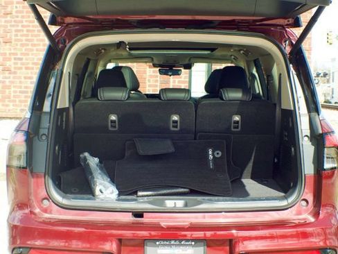 Used 2025 INFINITI QX80 Sensory AWD/4WD image 58