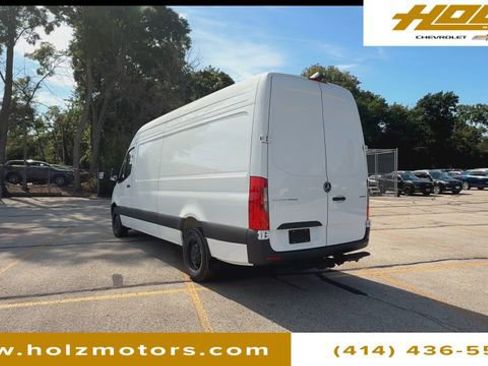 Used 2025 Mercedes-Benz Sprinter 2500 image 7