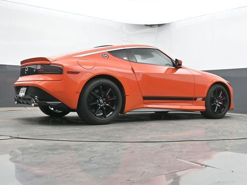 Used 2024 Nissan Z Performance w/ Heritage Edition RWD image 55