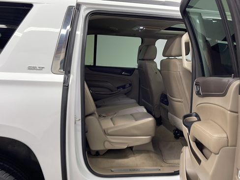 Used 2020 GMC Yukon XL SLT w/ Open Road Package AWD/4WD image 20