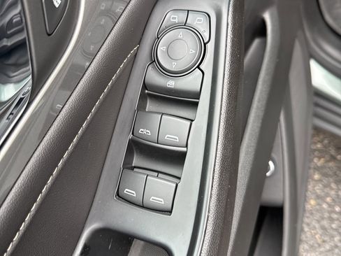 Used 2023 Chevrolet Traverse LT w/ LPO, Floor Liner Package image 16