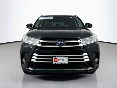 Certified 2019 Toyota Highlander XLE AWD/4WD image 2