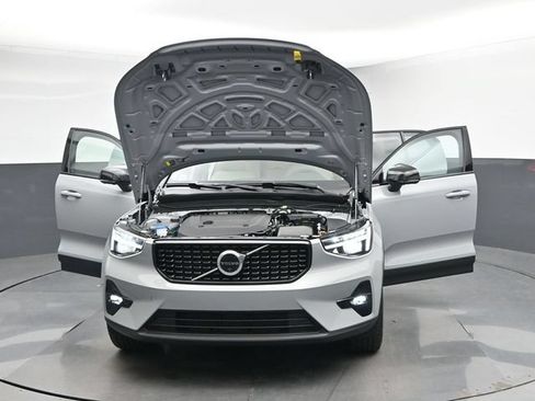New 2026 Volvo XC40 B5 Plus w/ Protection Package Premier AWD/4WD image 52