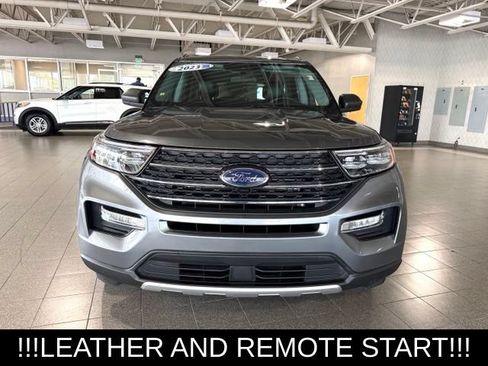 Used 2023 Ford Explorer XLT w/ Equipment Group 202A AWD/4WD image 3