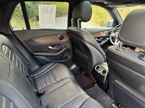 Used 2022 Mercedes-Benz GLC 300 4MATIC image 17