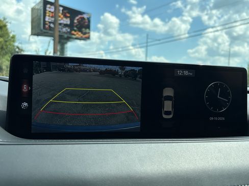 Used 2023 Genesis G80 2.5T AWD/4WD image 19