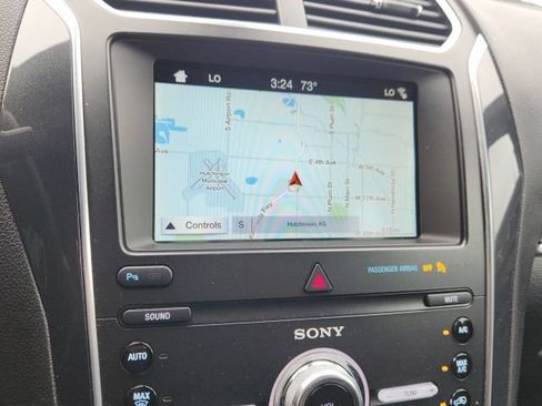 Used 2019 Ford Explorer Sport w/ Ford Safe & Smart Package AWD/4WD image 32