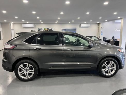 Used 2018 Ford Edge Titanium FWD image 8