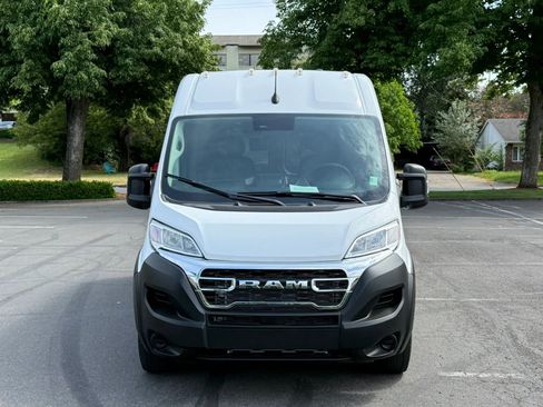 Used 2023 RAM ProMaster 2500 FWD image 9