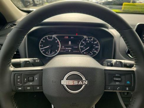 Certified 2026 Nissan Rogue SV FWD image 22