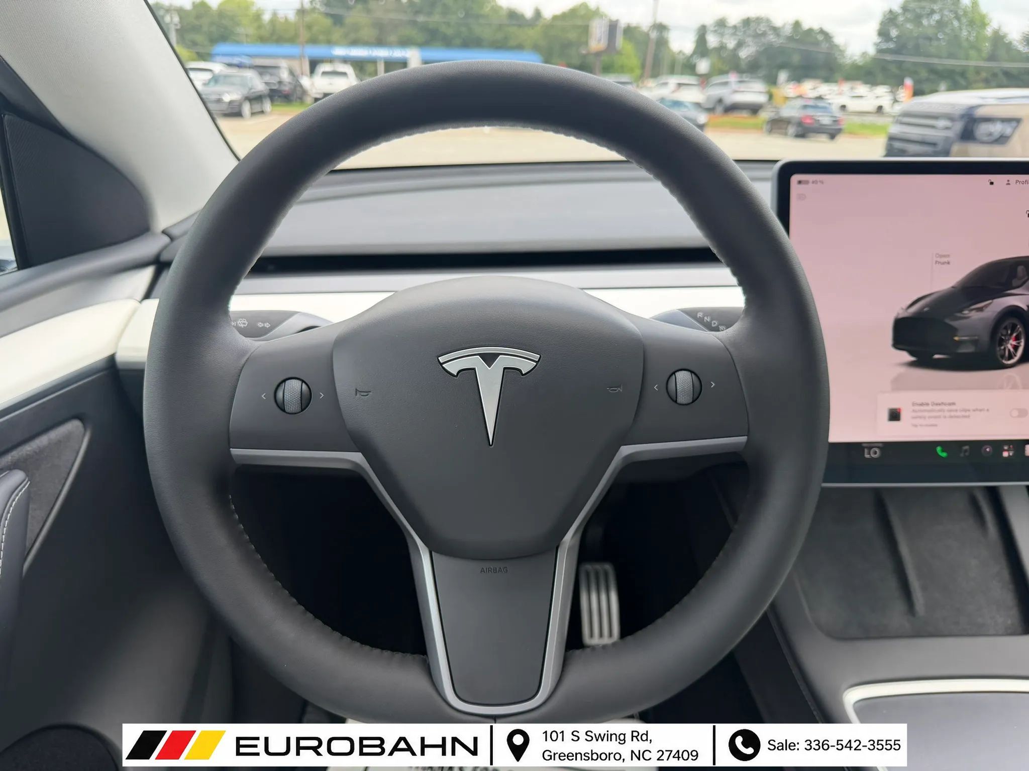 Used 2023 Tesla Model Y Performance AWD/4WD image 11