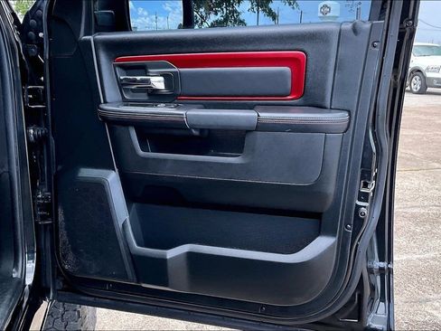 Used 2017 RAM 1500 Rebel AWD/4WD image 29
