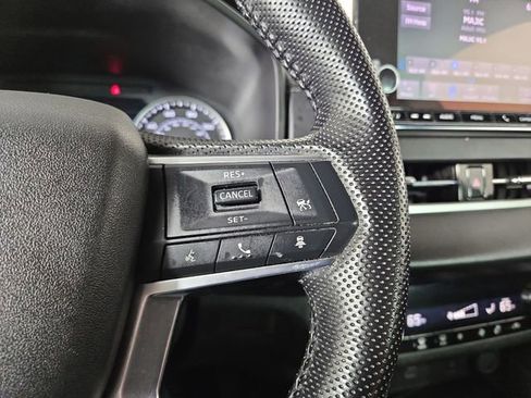 Used 2022 Mitsubishi Outlander SE image 22