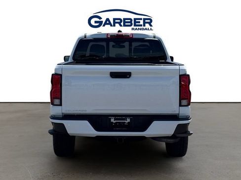Used 2023 Chevrolet Colorado LT w/ LT Convenience Package II AWD/4WD image 4