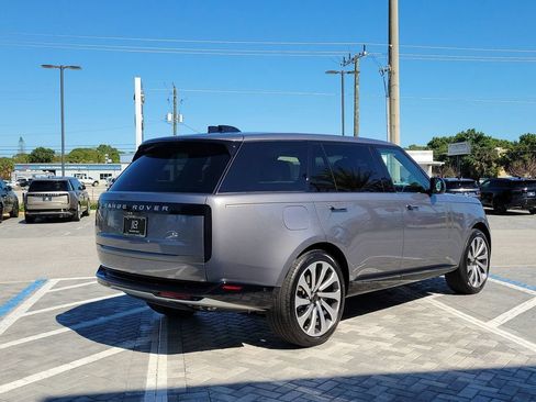 New 2026 Land Rover Range Rover Long Wheelbase SE AWD/4WD image 5
