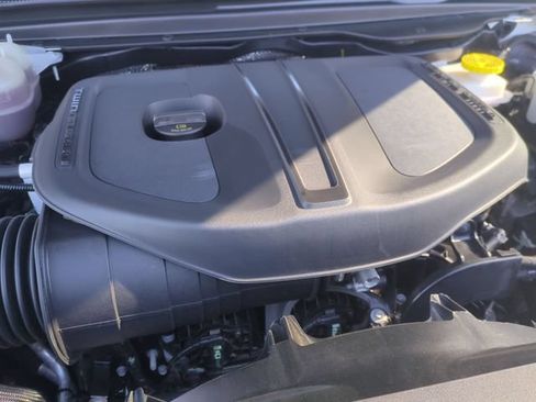 Used 2025 RAM 1500 Big Horn AWD/4WD image 25