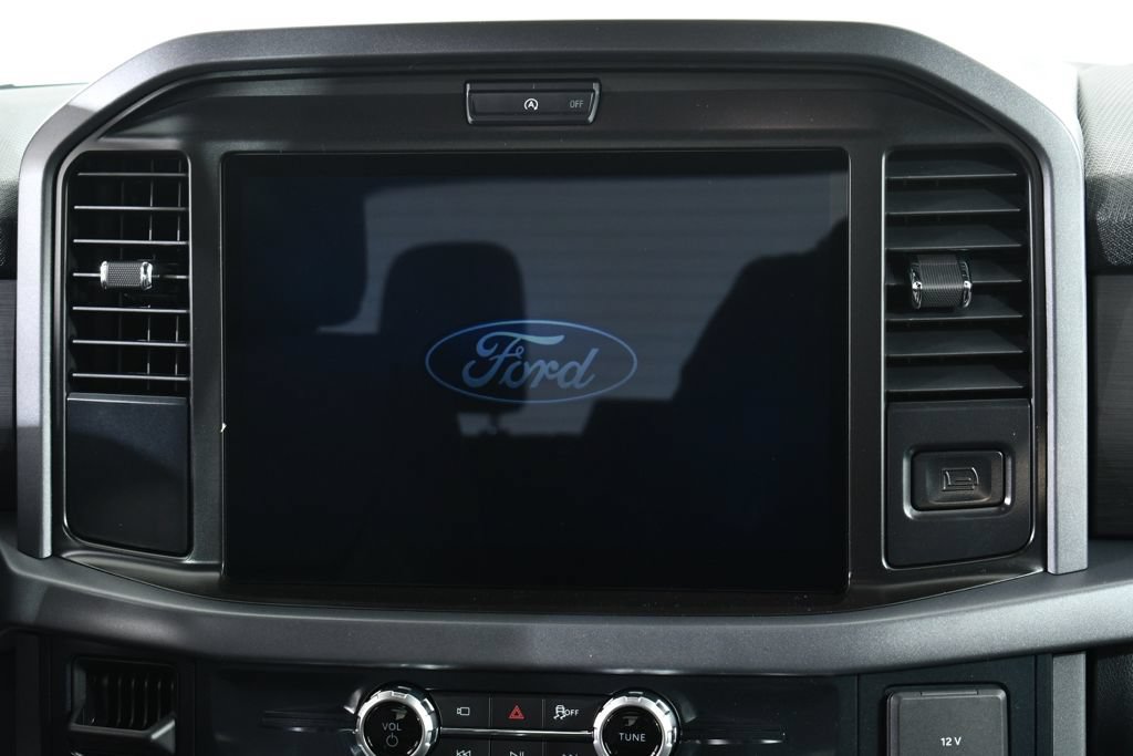 New 2026 Ford F150 XLT w/ XLT Black Appearance Package AWD/4WD image 9