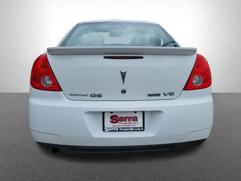 Used 2009 Pontiac G6 Sedan w/ Sport Package 2 FWD image 4