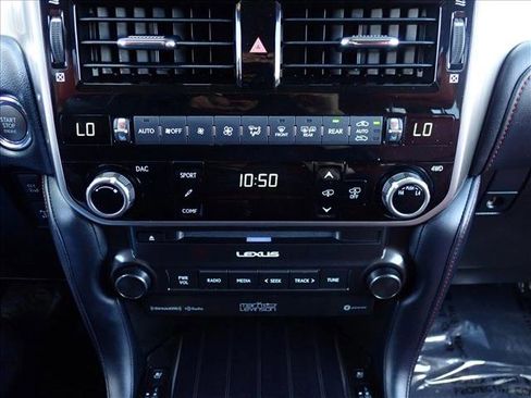 Used 2023 Lexus GX 460 Luxury w/ Sport Design Package AWD/4WD image 20