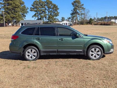Used 2012 Subaru Outback 2.5i Limited w/ Moonroof Pkg image 2