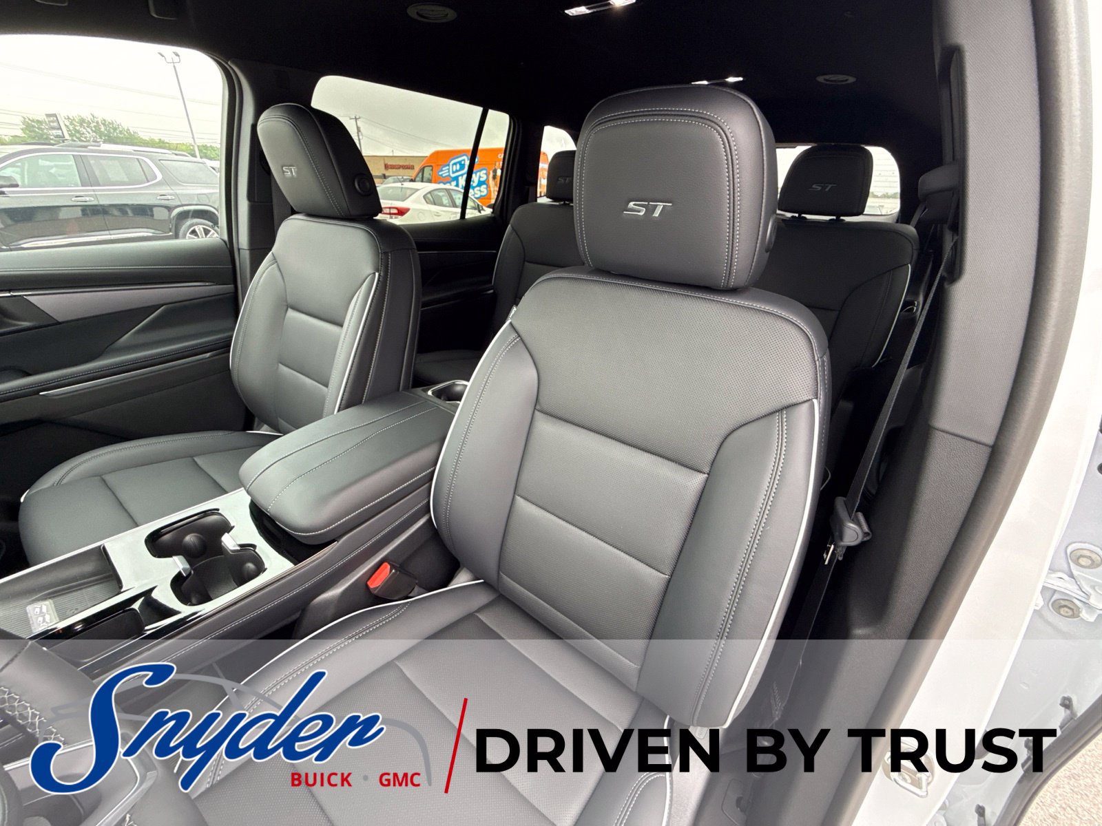 New 2027 Buick Enclave Sport Touring w/ Power Package FWD image 28
