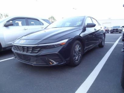 Used 2024 Hyundai Elantra SEL