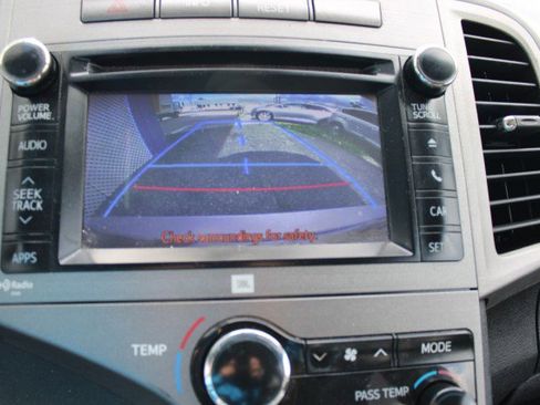 Used 2014 Toyota Venza XLE w/ XLE Premium Package FWD image 14