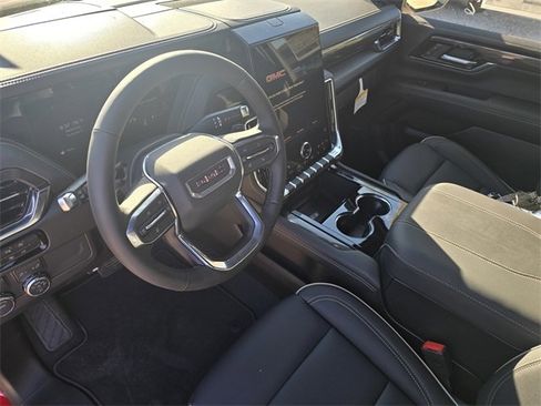 New 2026 GMC Yukon XL Elevation image 19