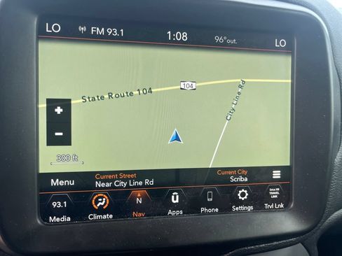 Used 2022 Jeep Renegade Latitude AWD/4WD image 20