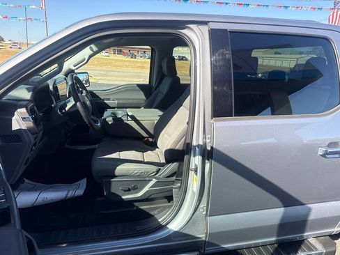 Used 2025 Ford F150 XLT w/ Equipment Group 301A Standard AWD/4WD image 15