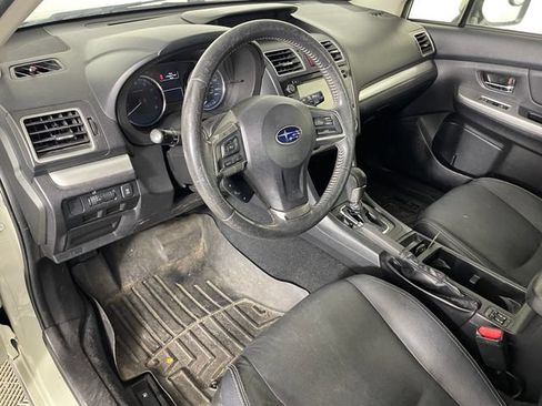 Used 2015 Subaru Crosstrek 2.0i Limited w/ Popular Package #2 AWD/4WD image 3