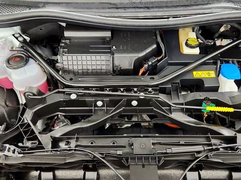 Used 2024 Audi Q4 e-tron Premium Plus w/ Premium Plus image 28