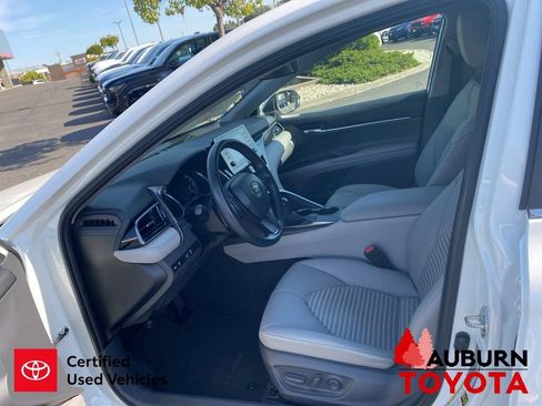 Certified 2021 Toyota Camry SE w/ Blackout Package (TMS) FWD image 29