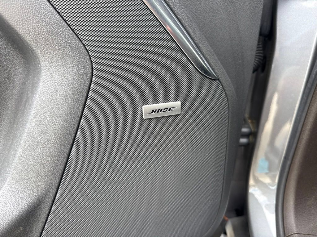 Used 2022 GMC Yukon Denali RWD image 13
