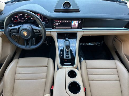 Certified 2022 Porsche Panamera 4 AWD/4WD image 6