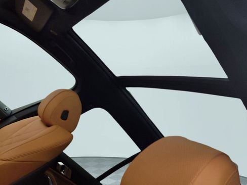 Used 2026 BMW X5 xDrive50e w/ M Sport Package image 14